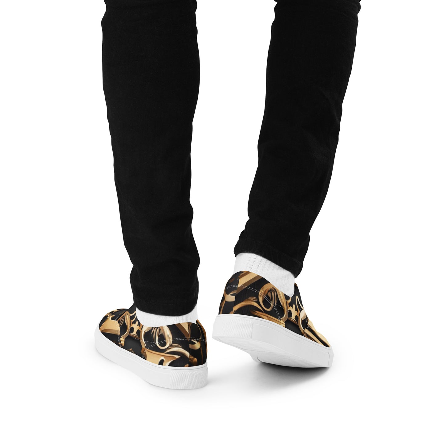 The Lou Collection Men’s lace-up canvas shoes (White)Logo