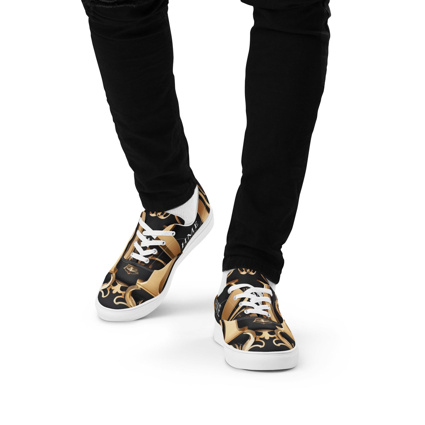 The Lou Collection Men’s lace-up canvas shoes (White)Logo