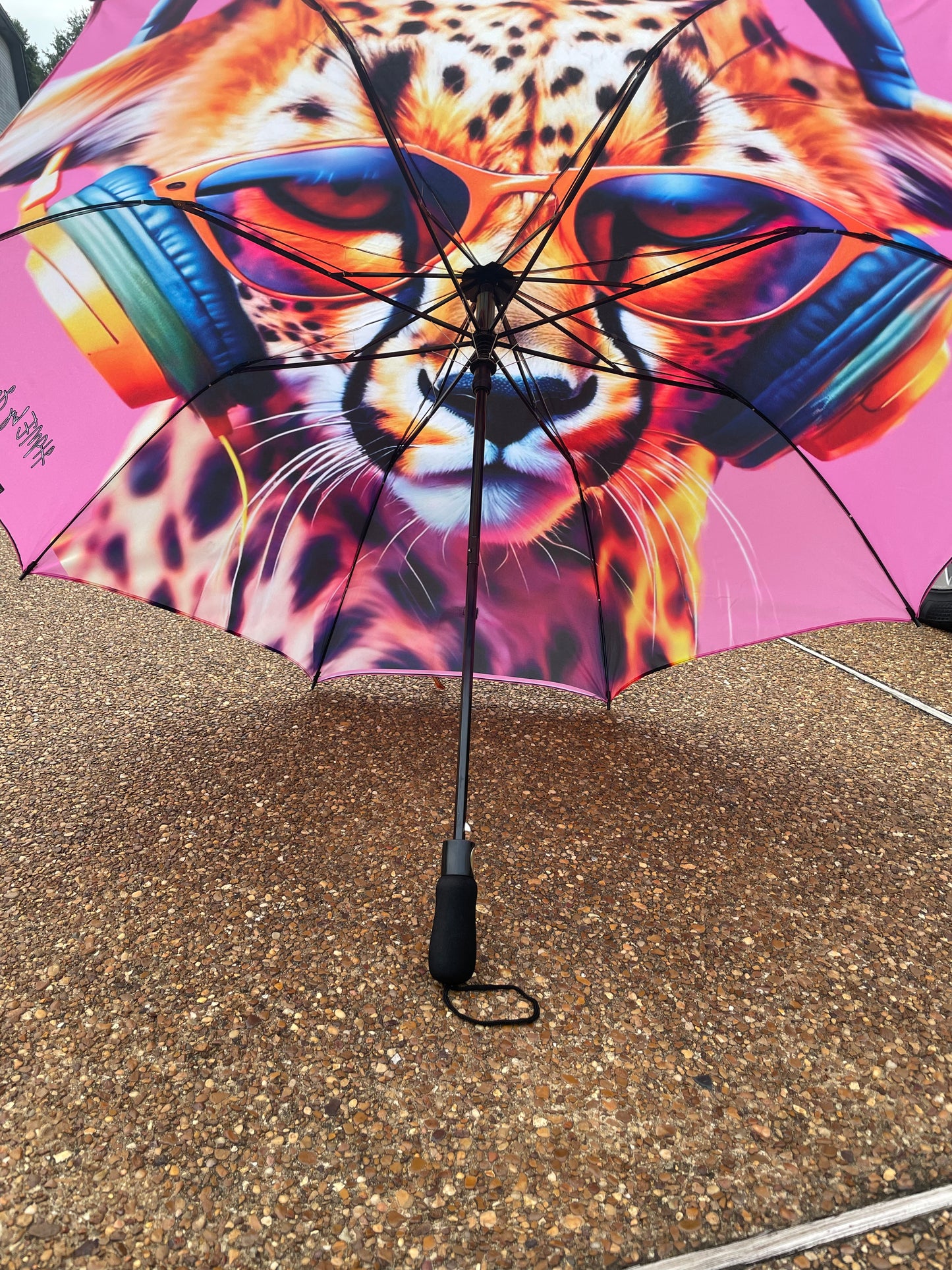 The Urban Cheetah Collection Semi-Automatic Foldable Umbrella