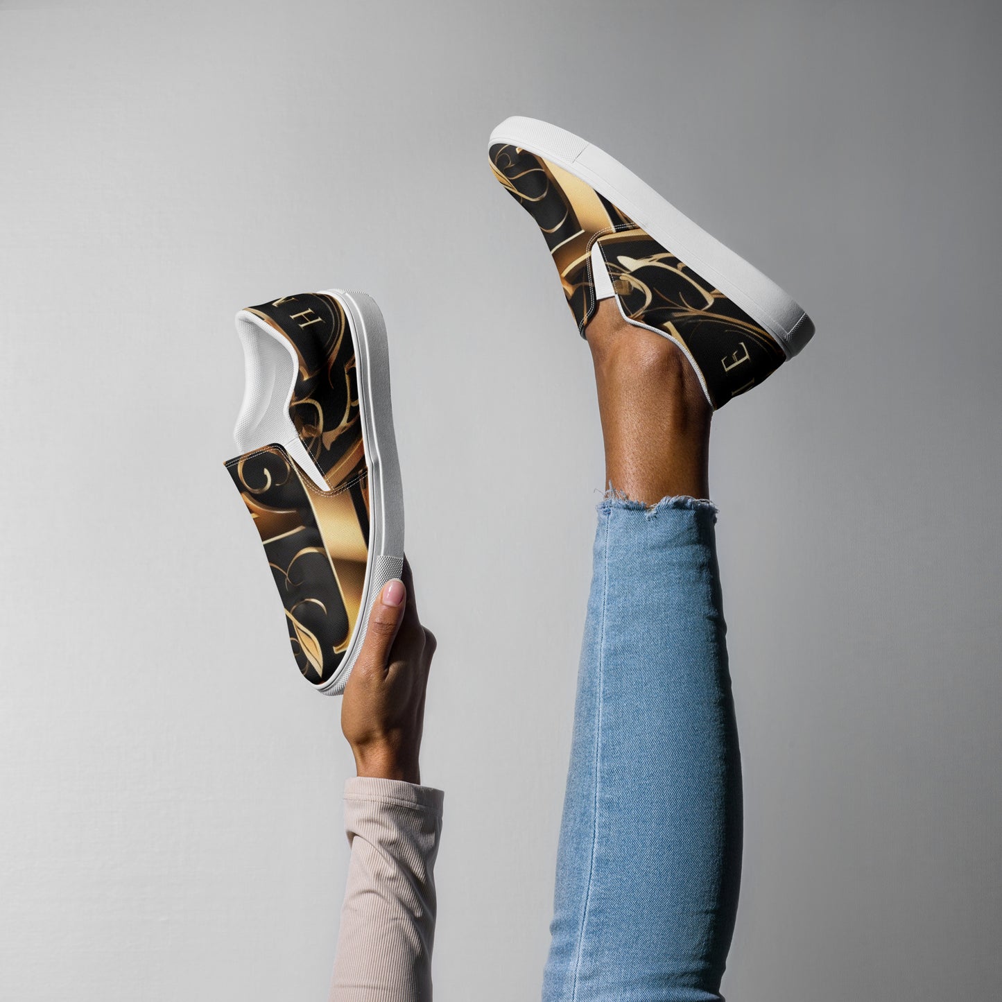The Lou Collection Women’s slip-on canvas shoes